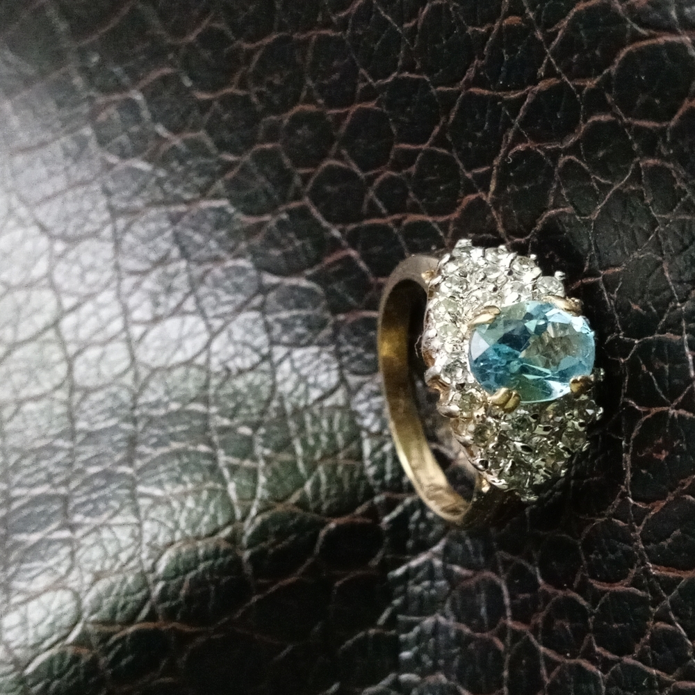 Fashion ring